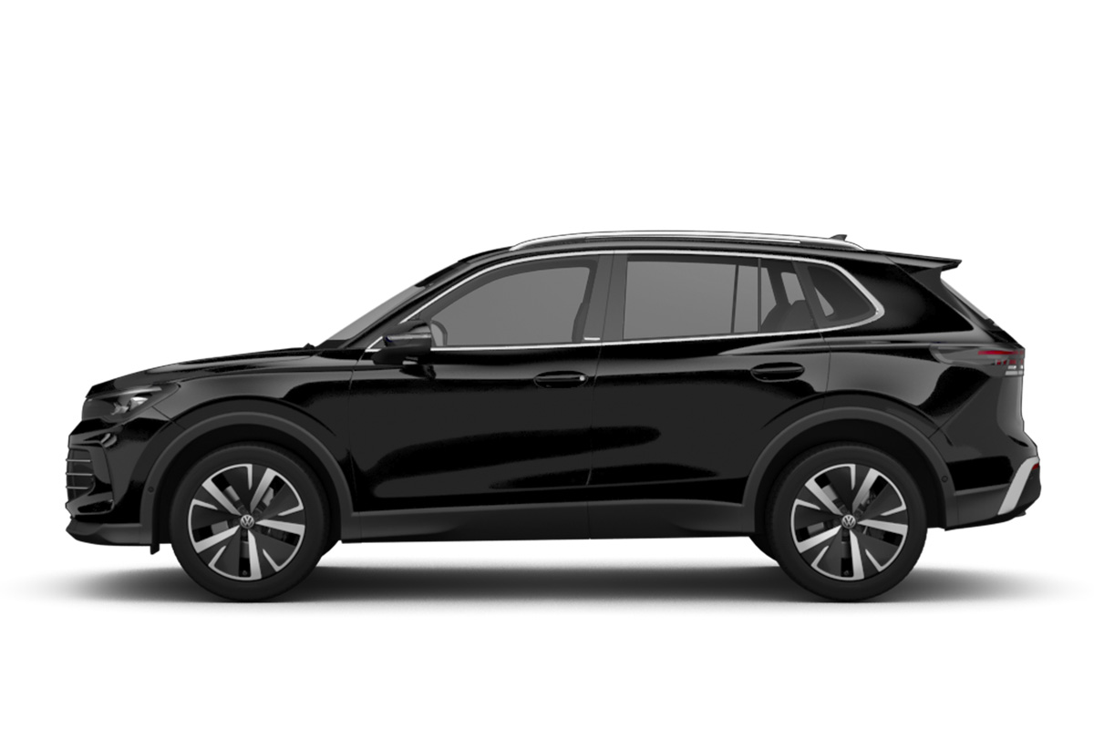 Schwarzer Tiguan von der Seite