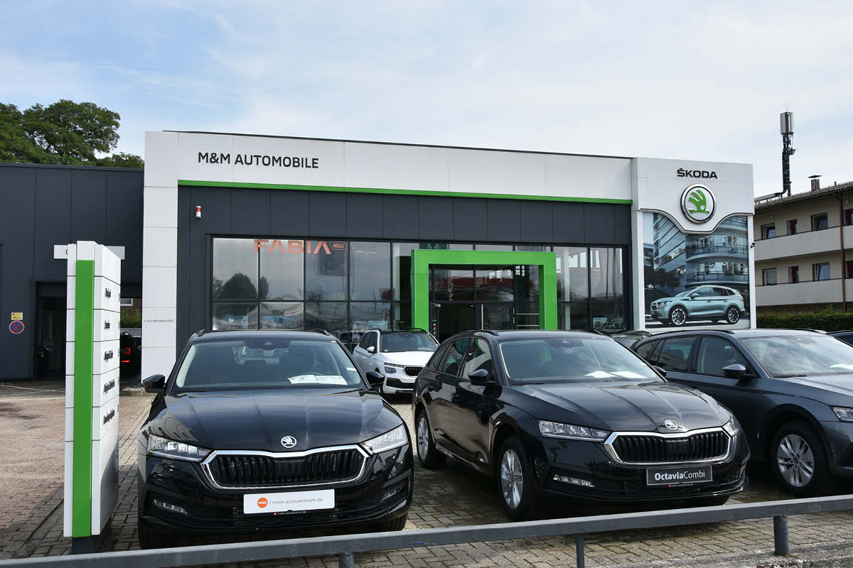 Eingang Autohaus M&M Automobile Celle